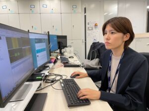 エレクタ上原様 ウェブサイト資料検討中
